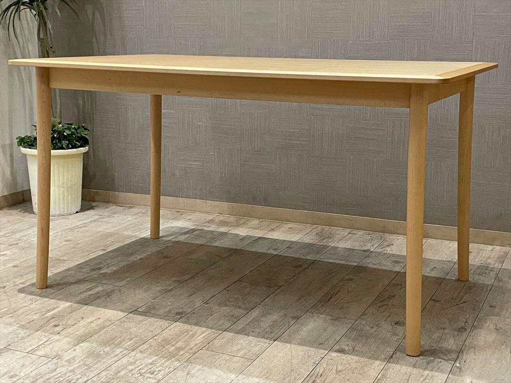 北欧 デザイン マルニ木工製 ローテーブル メープル材-